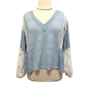 POL Light Blue V-Neck Lace Sleeve L